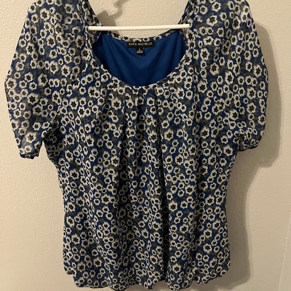 Sara Michelle Navy and White Floral Top